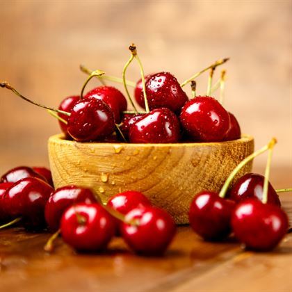 Erkenci Kiraz Fidanı Prunus Avium